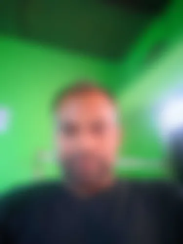 Ali azgar  - 39 years, Dhaka